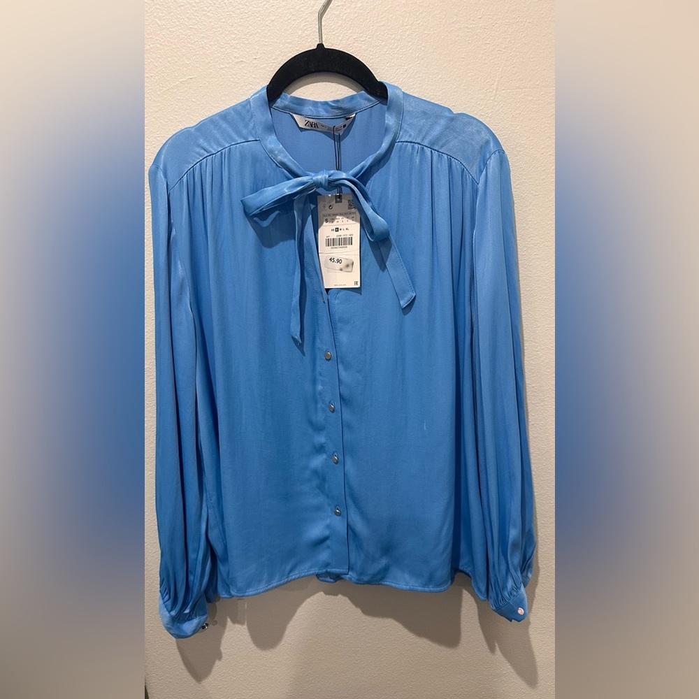 Zara Light Blue Button-Up Blouse
